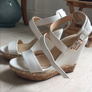 Jessica Simpson wedges
